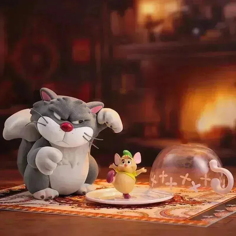 Lucifer Cat & Mouse Playful Figurine