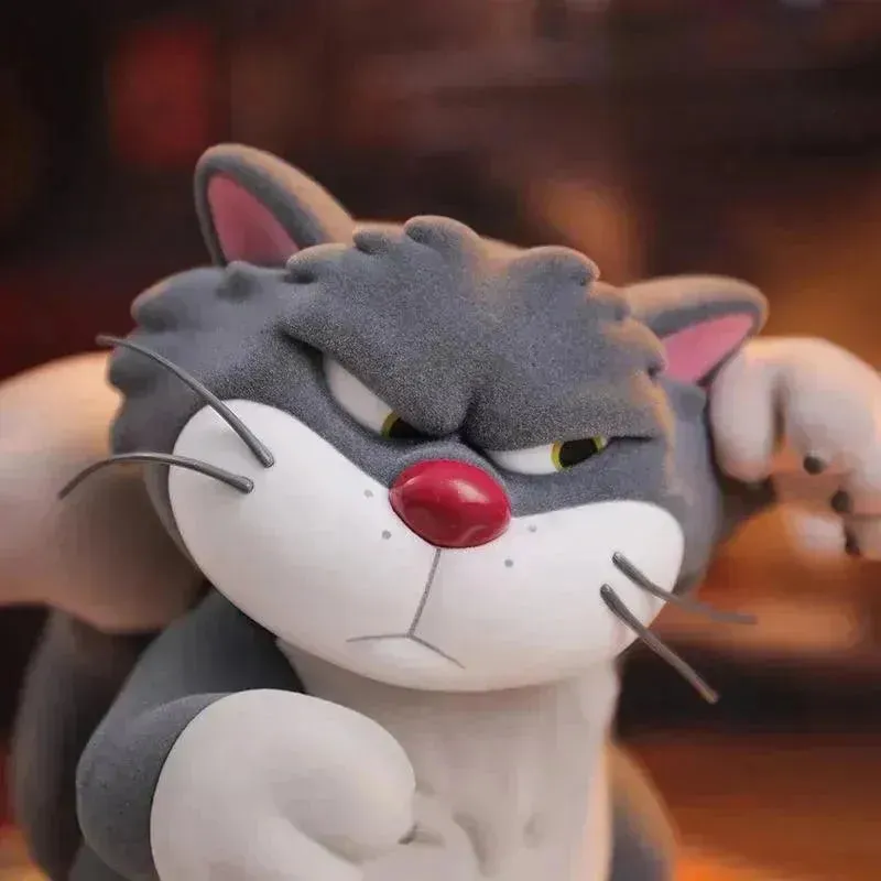 Lucifer Cat & Mouse Playful Figurine